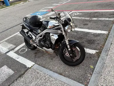 Triumph Speed Triple 955 (1998 - 01) usata