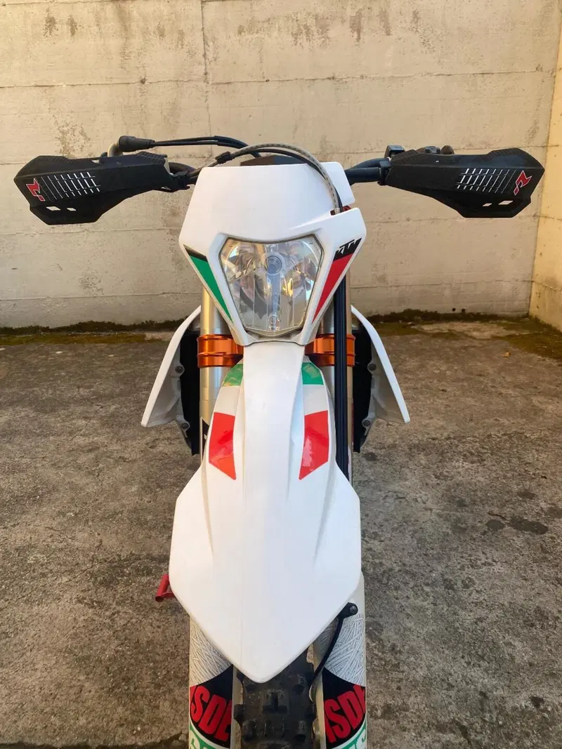 KTM 350 EXC-F Six Days (2021) (3)