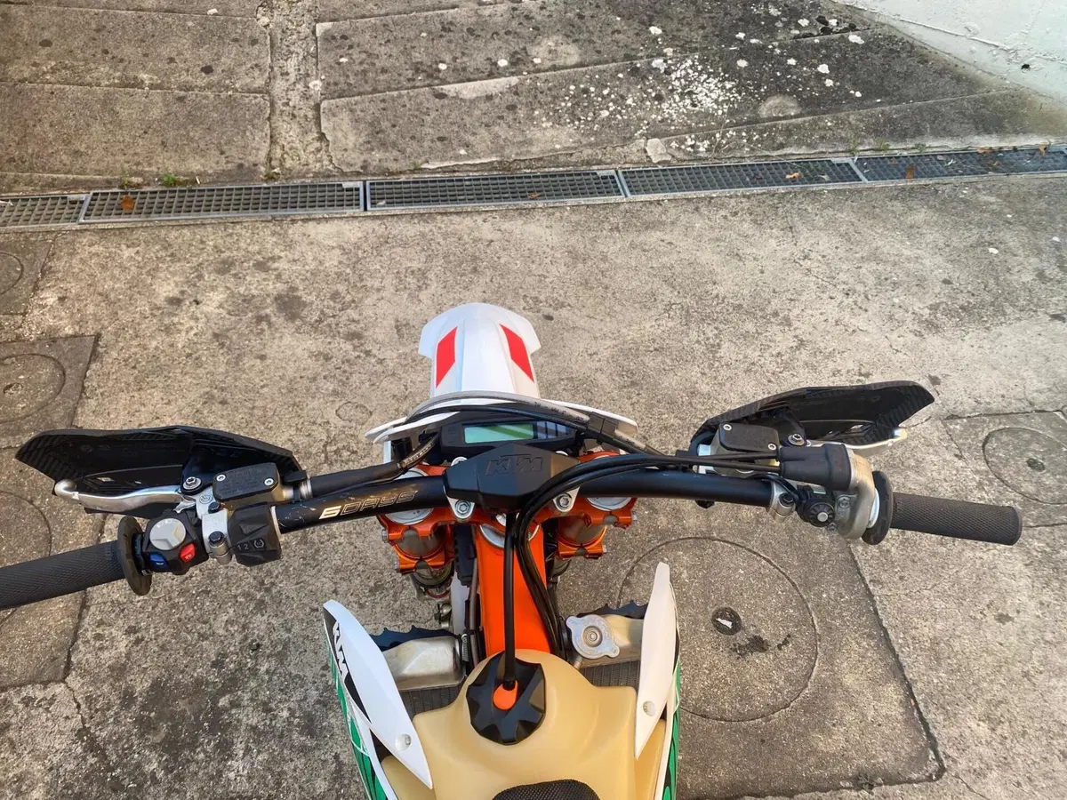 KTM 350 EXC-F Six Days (2021) (6)