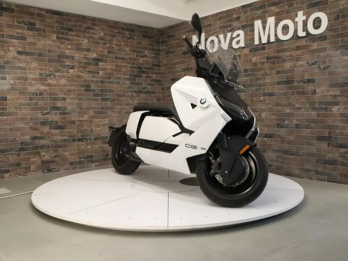 Bmw CE 04 (2021 - 25) (5)