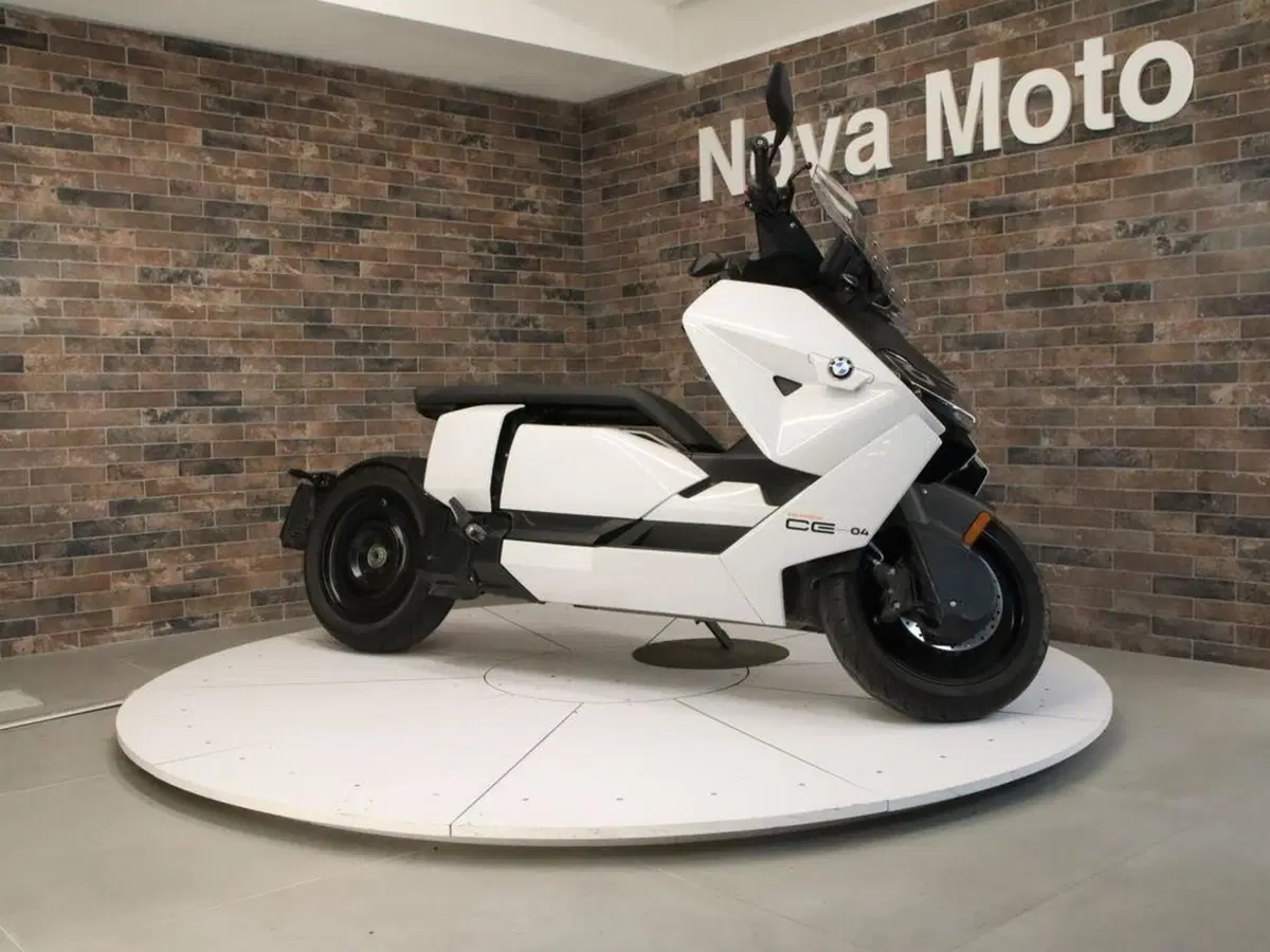 Bmw CE 04 (2021 - 25) (6)