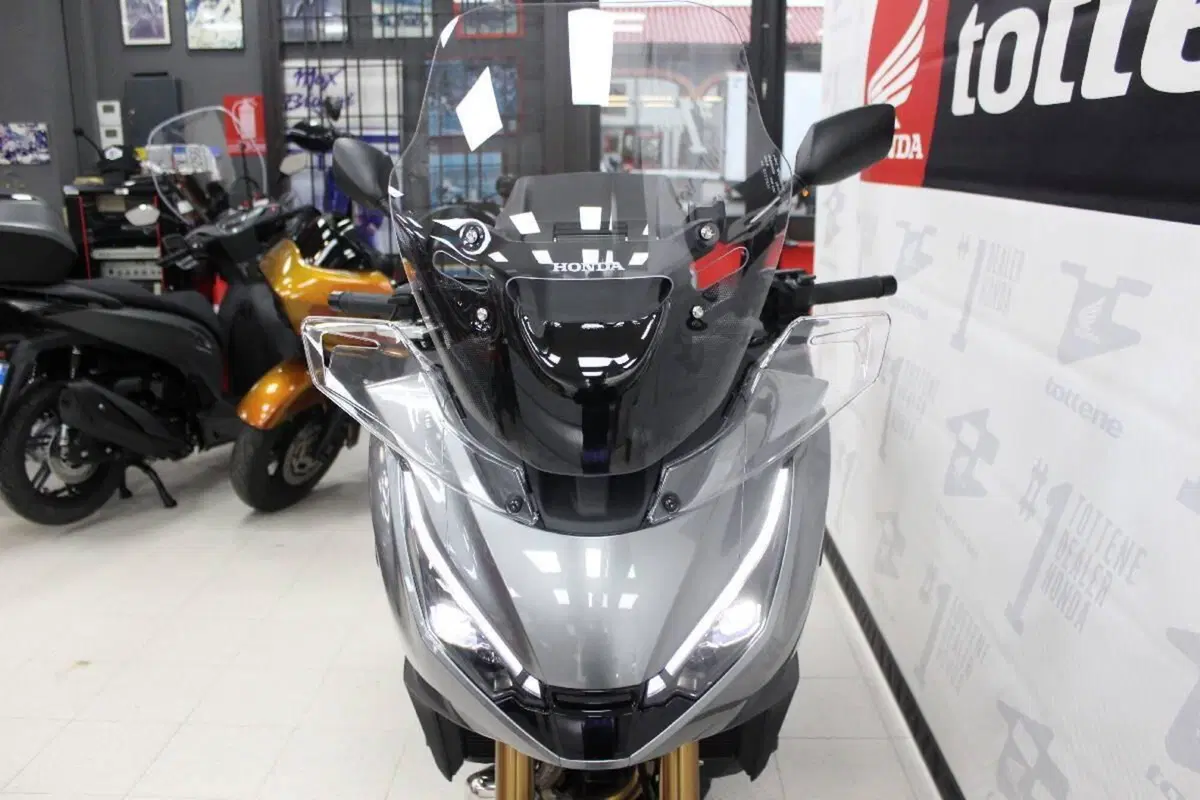Honda NT 1100 DCT Electronic Suspension (2025 - 26) (4)