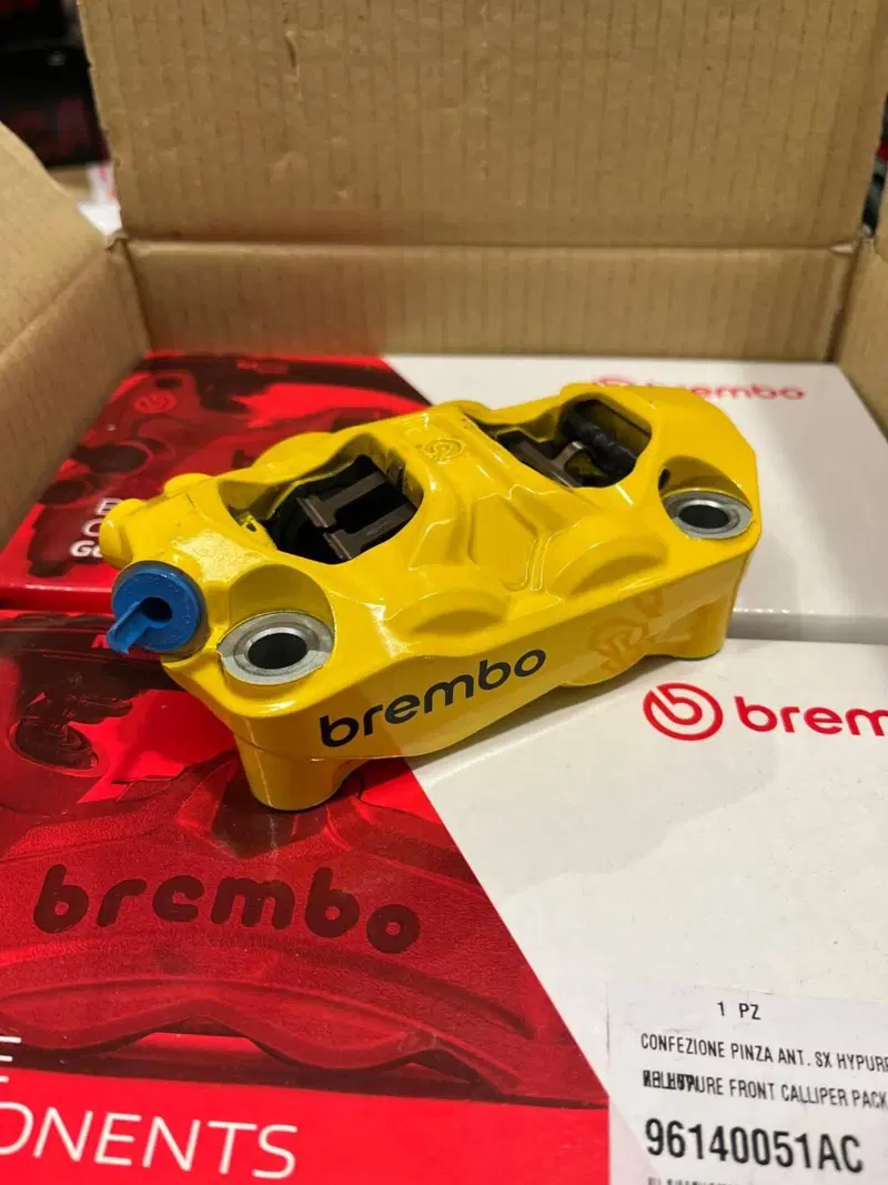Pinze freno anteriori Brembo per Ducati Panigale/S (3)