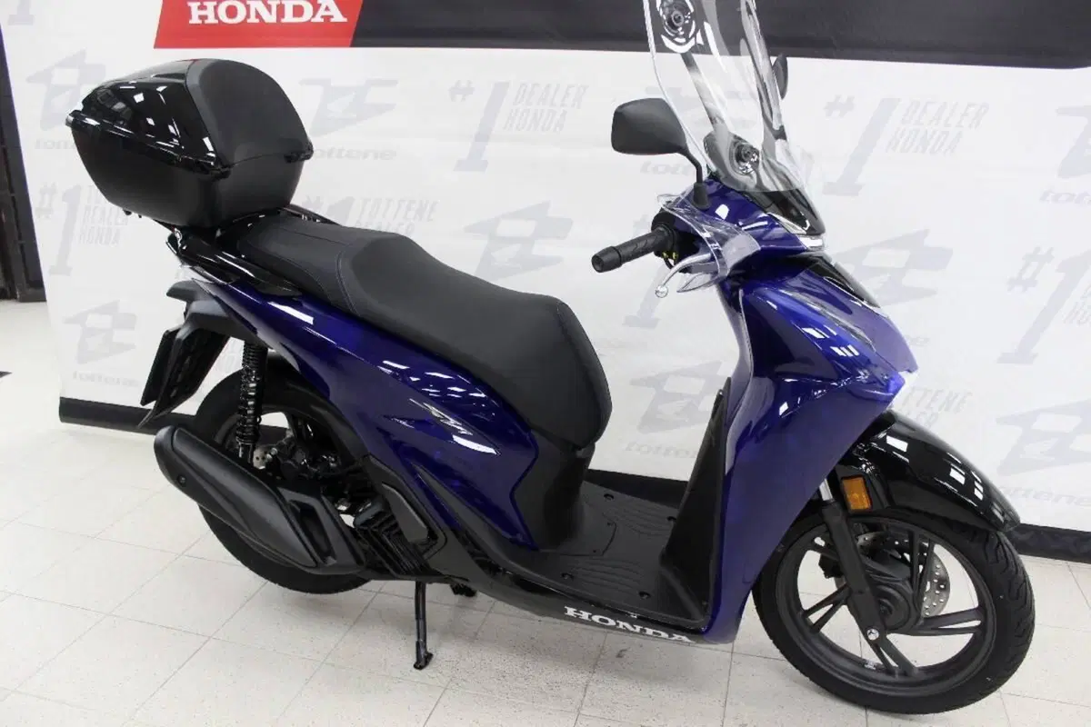 Honda SH 125 Vetro (2026) (3)