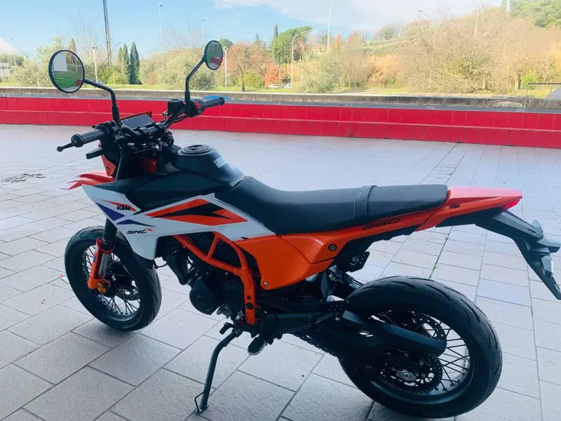 KTM 390 SMC R (2025 - 26) (2)