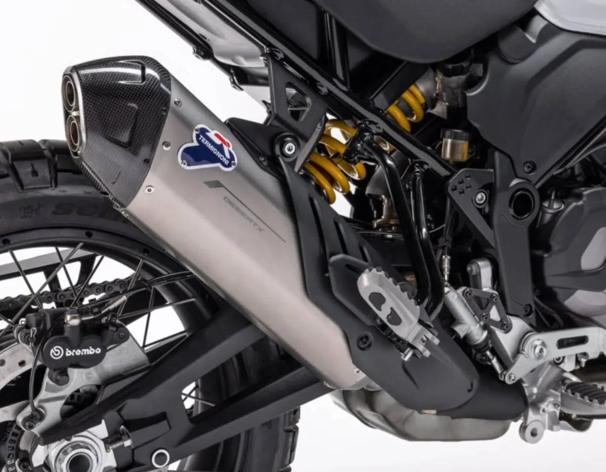 Sileziatore Termignoni titanio-carbonio Ducati Des (2)