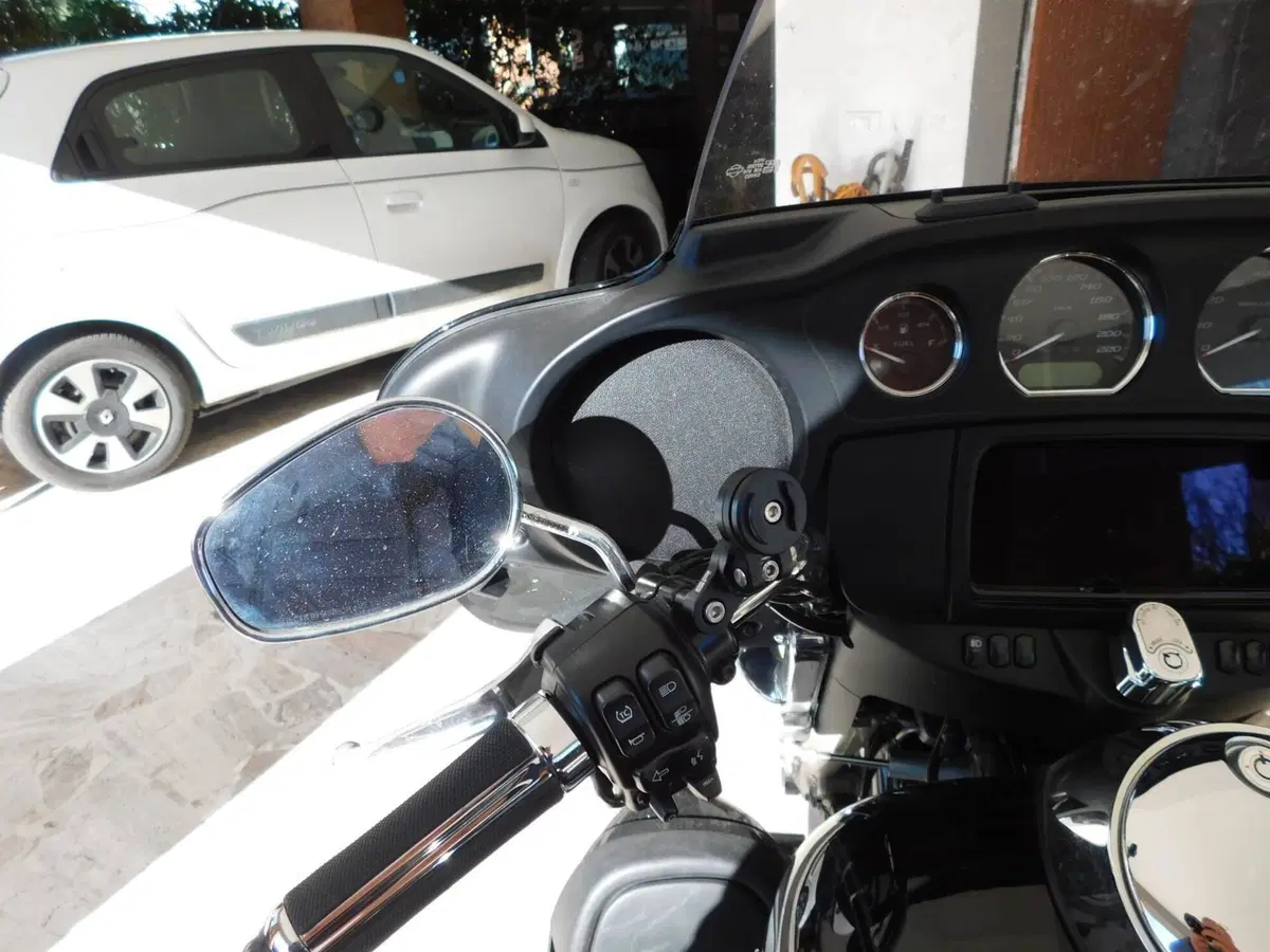 Harley-Davidson Tri Glide Ultra (2021 - 26) (14)