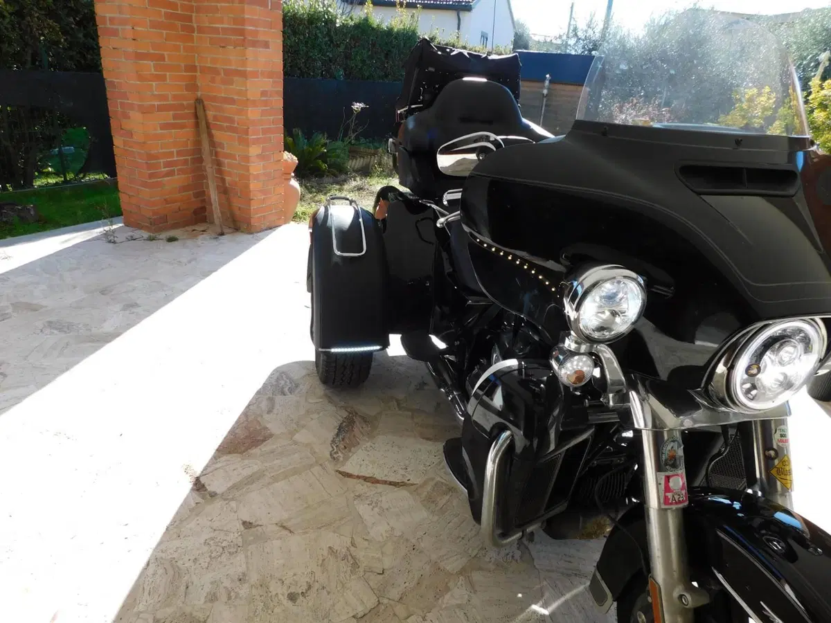 Harley-Davidson Tri Glide Ultra (2021 - 26) (16)