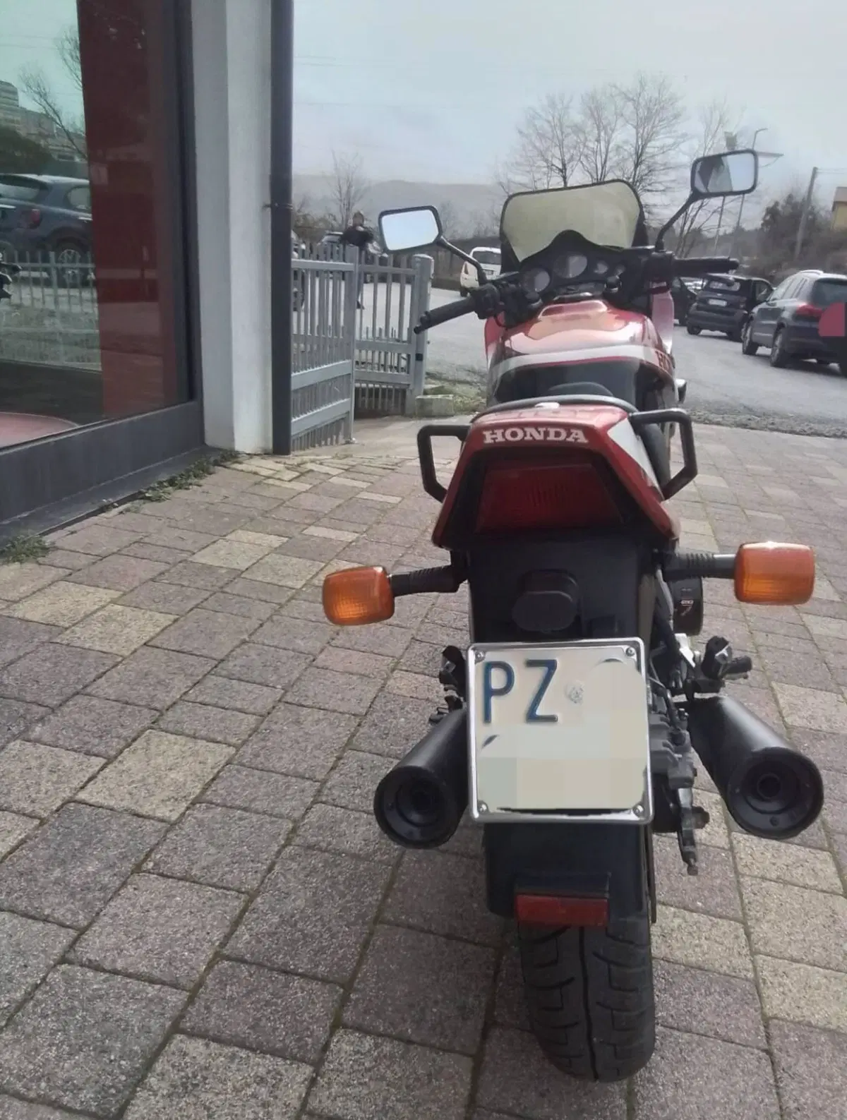 Honda VF 1000F (9)