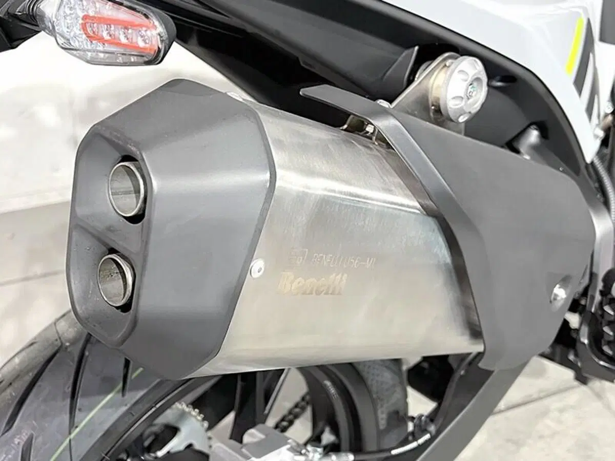 Benelli BKX 125 S (2026) (3)
