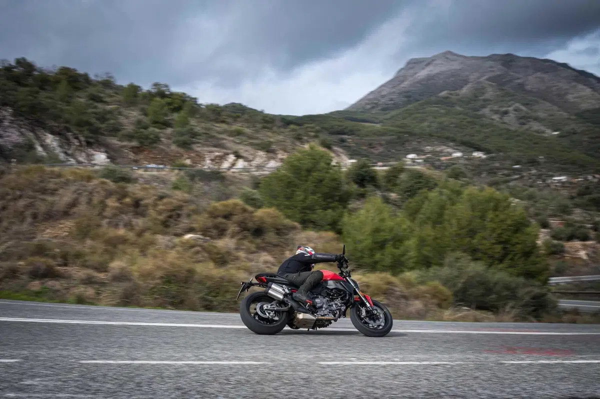 Ducati Monster (3)