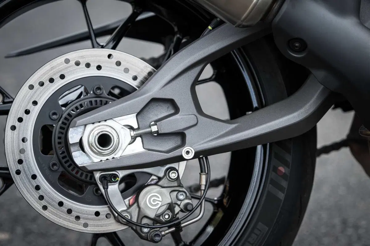 Ducati Monster (22)