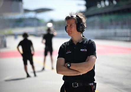 Rivola promuove l’Aprilia: “La nuova moto è migliore dappertutto. Pecco? Dopo la sua simulazione potremmo quasi andare tutti a casa”