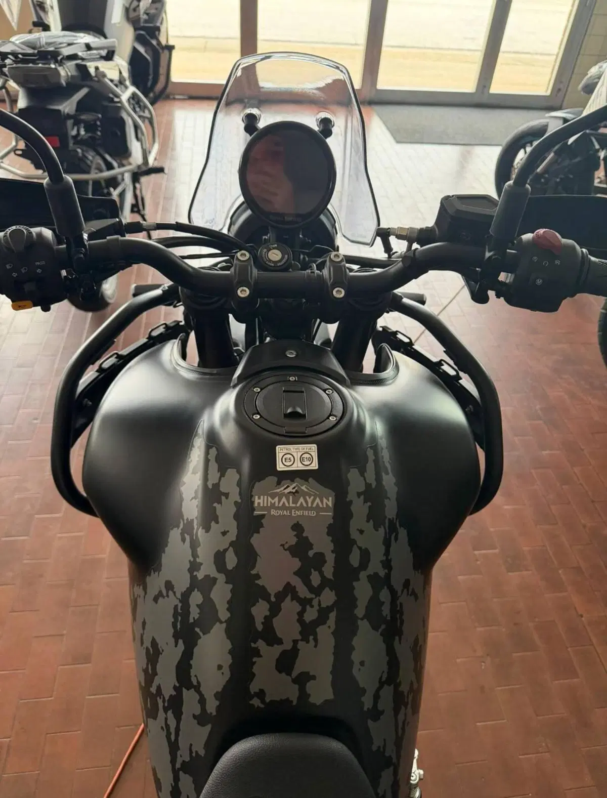 Royal Enfield Himalayan 450 (2024 - 26) (6)