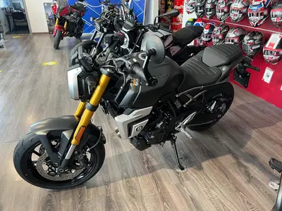 Suzuki GSX-8T (2025 - 26) usata