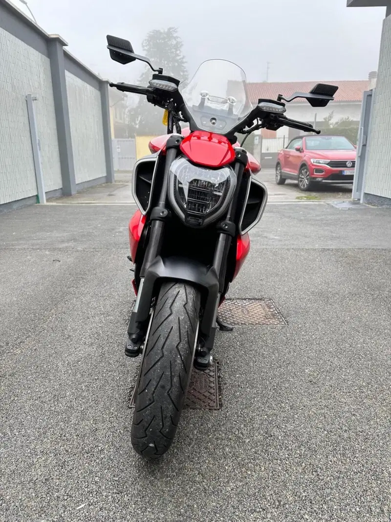 Ducati Diavel V4 (2023 - 26) (3)