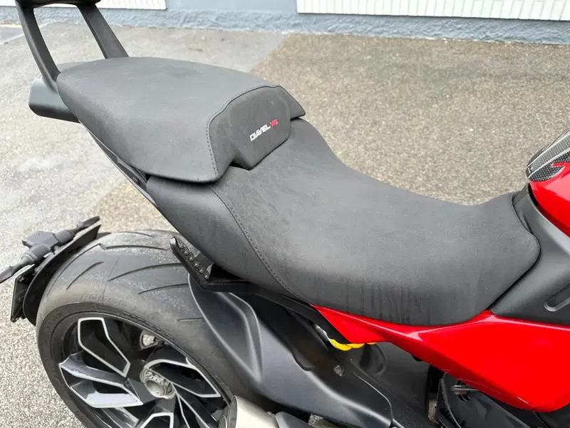 Ducati Diavel V4 (2023 - 26) (11)