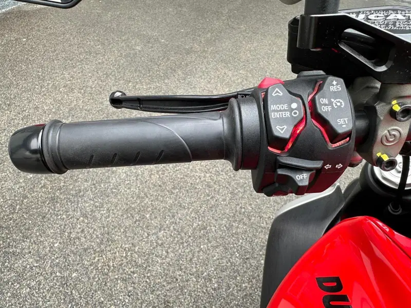 Ducati Diavel V4 (2023 - 26) (16)