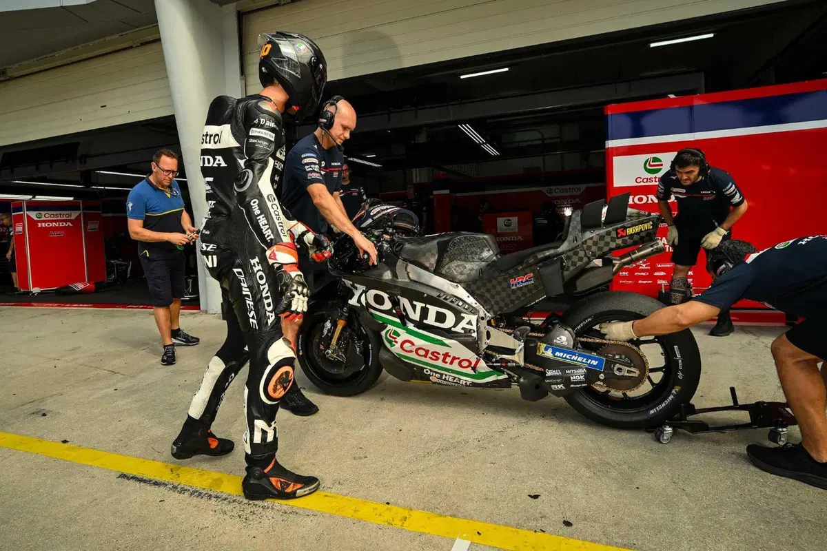 Foto del 3° e ultimo giorno di test ufficiali a Sepang (7)