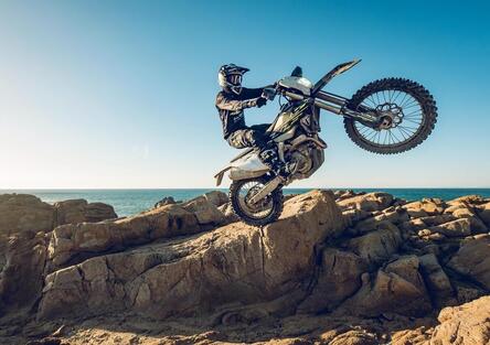 Triumph TF: la stagione 2026 parte con un kit ricambi da oltre 1.000€