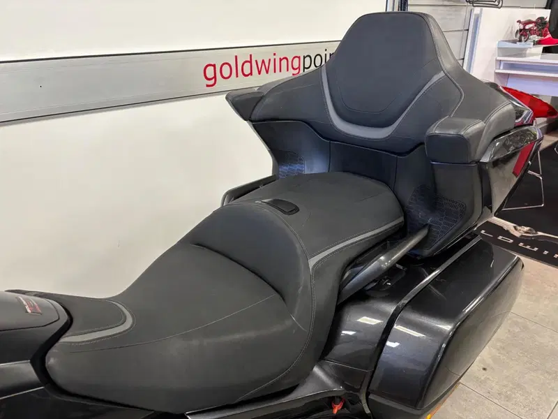 Honda GL 1800 Gold Wing Tour (2021 - 23) (9)