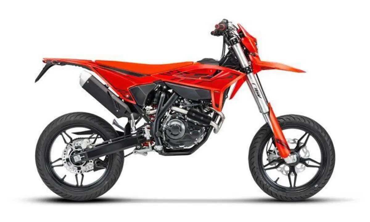 Betamotor RR 125 4T Motard T (2025 - 26)