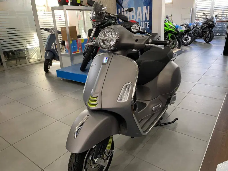 Vespa GTS 310 Supertech (2025 - 26) (3)