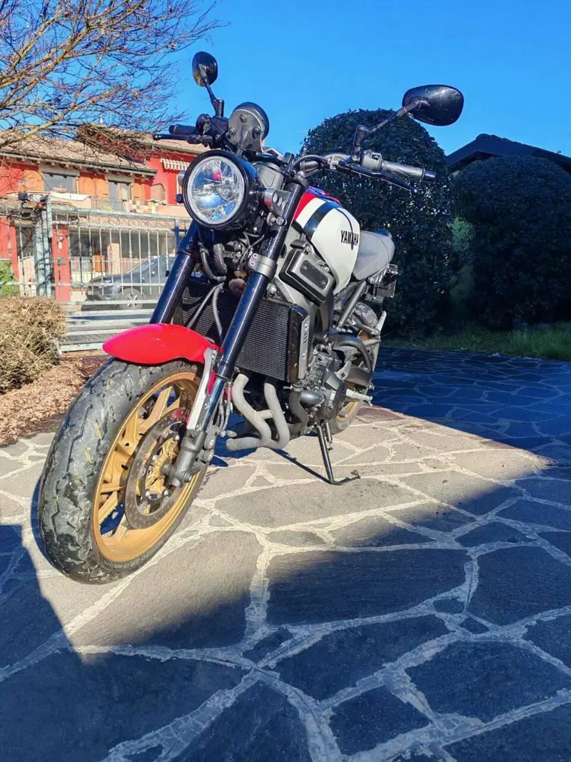 Yamaha XSR 900 ABS (2016 - 20)