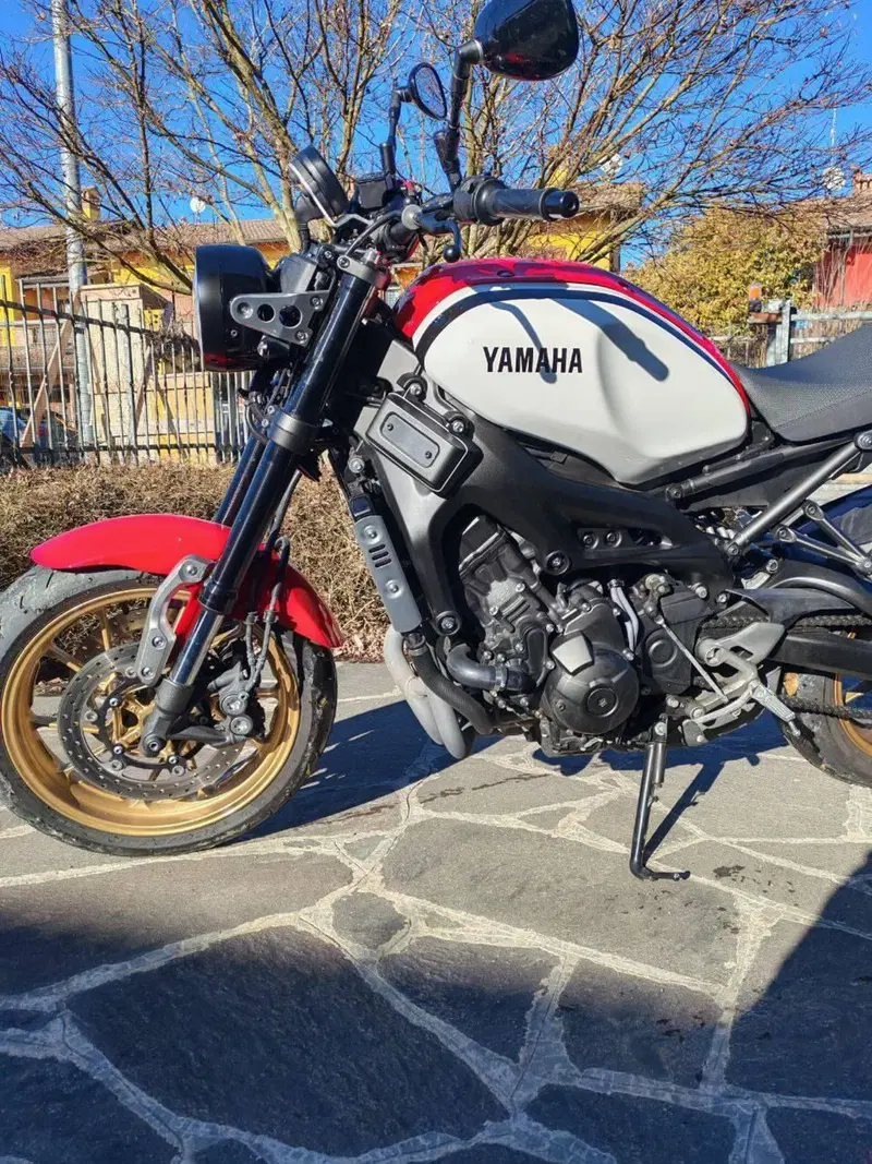 Yamaha XSR 900 ABS (2016 - 20) (4)