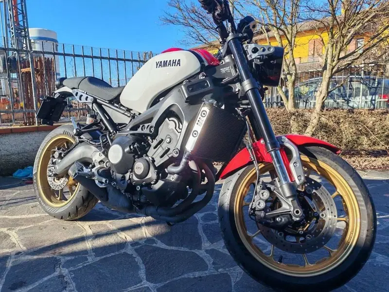 Yamaha XSR 900 ABS (2016 - 20) (14)