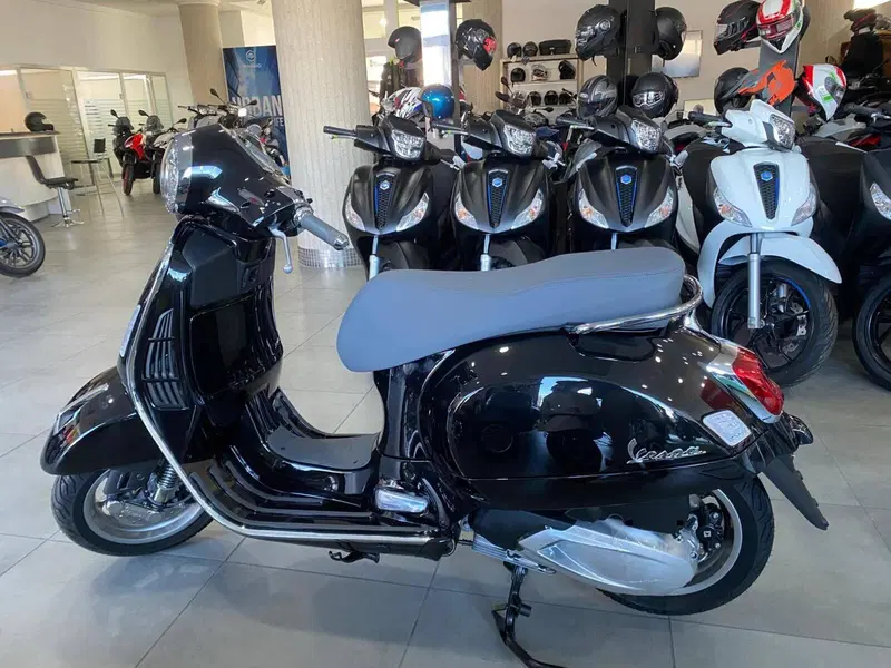 Vespa GTS 310 (2025 - 26) (2)
