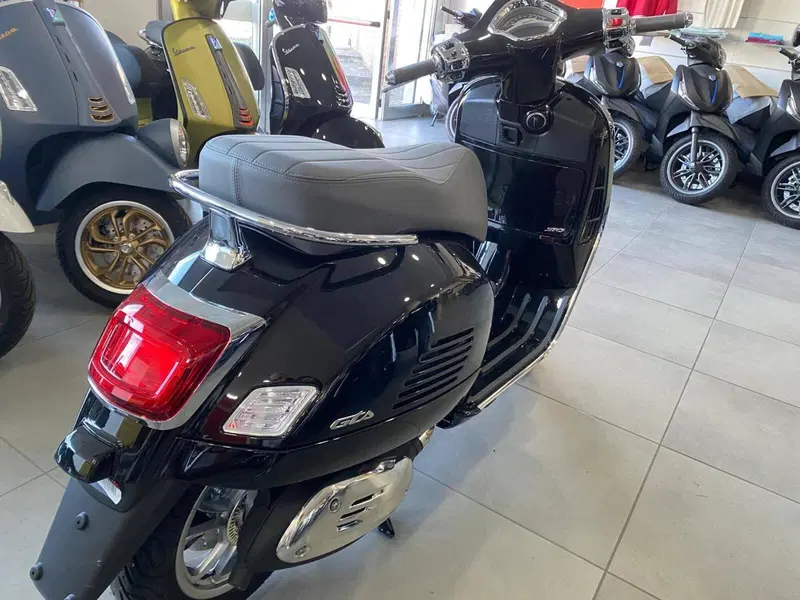 Vespa GTS 310 (2025 - 26) (6)