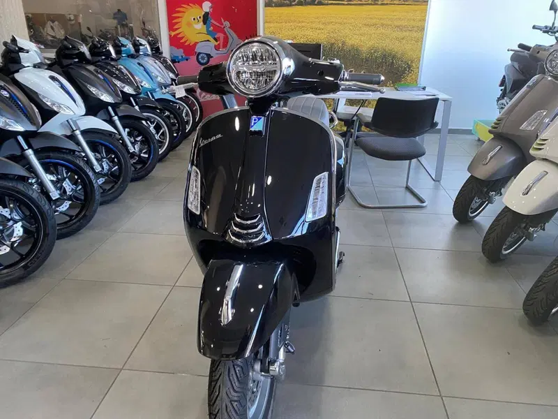 Vespa GTS 310 (2025 - 26) (4)