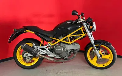 Ducati Monster 600 Dark (1998 - 01) usata