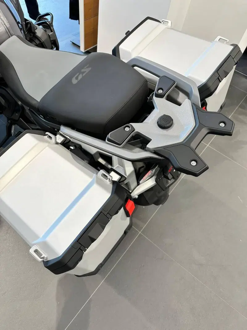 Bmw R 1300 GS Adventure Triple Black (2025 - 26) (10)