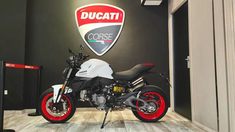 Ducati Monster 890 (2026) (6)