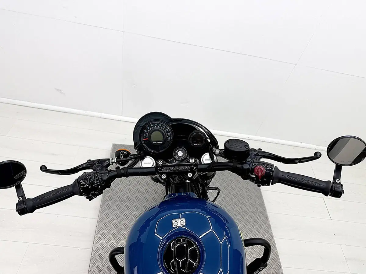 Royal Enfield Shotgun 650 (2024 - 26) (18)