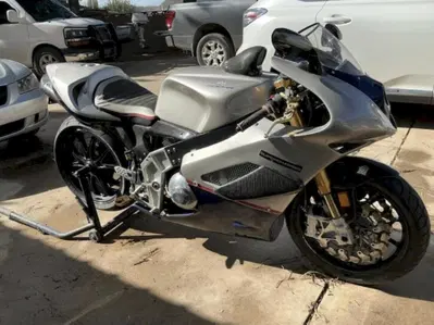 Roehr 1250SC: quanto di pi&ugrave; americano possa esistere. La superbike folle col V-Twin Harley turbo [GALLERY]