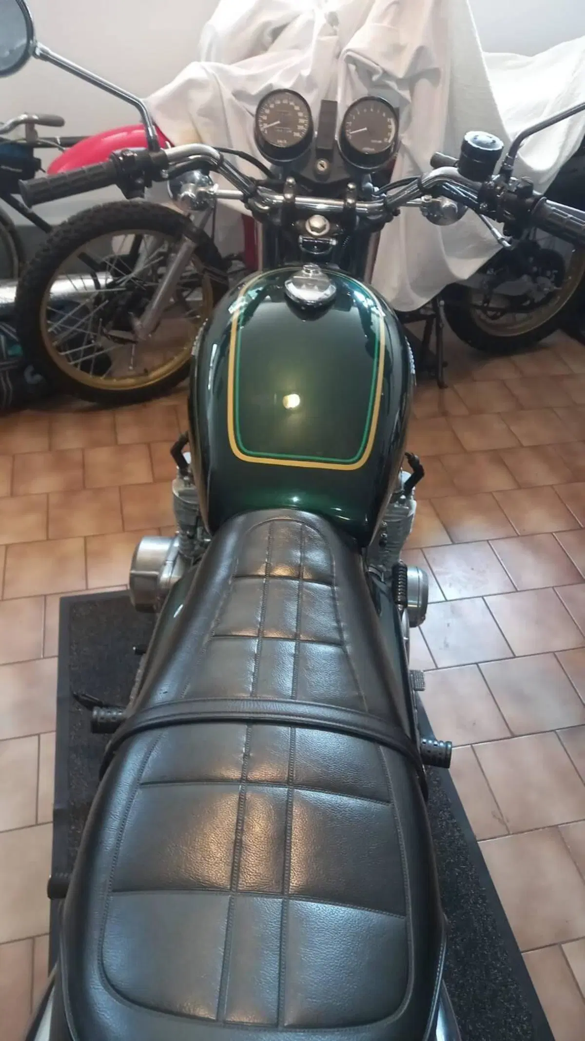 Kawasaki Z1 900 (5)