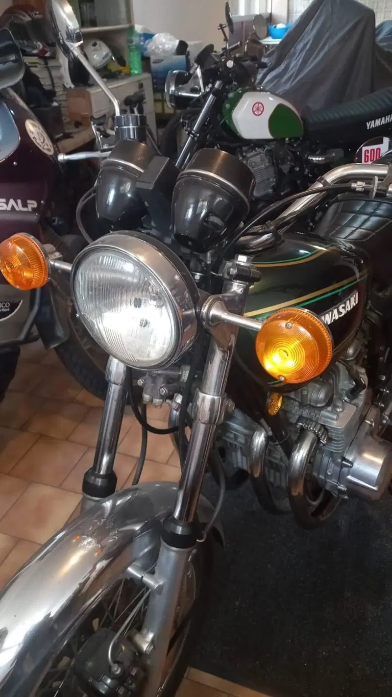 Kawasaki Z1 900 (2)