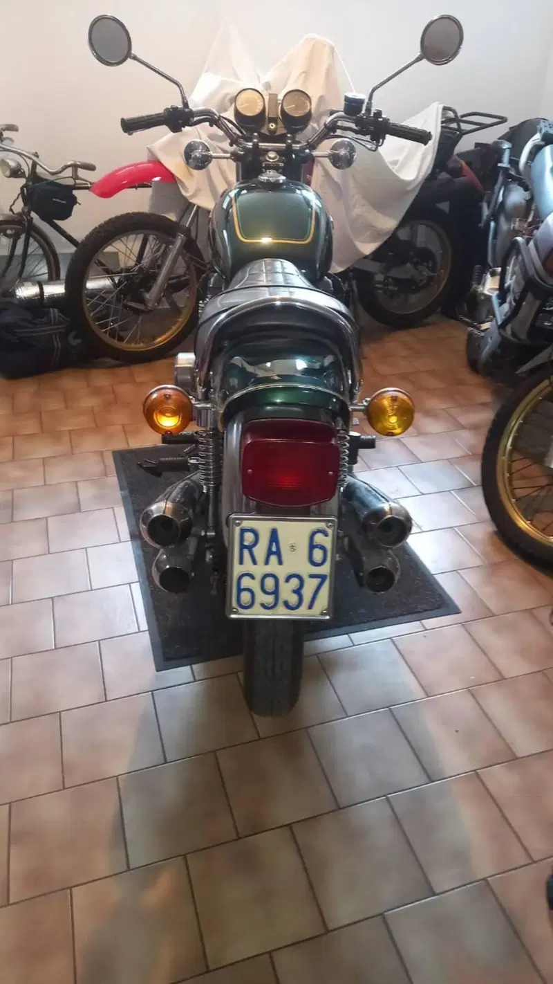 Kawasaki Z1 900 (6)
