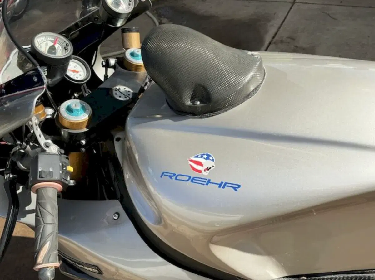 Roehr 1250SC: quanto di più americano possa esistere. La superbike folle col V-Twin Harley turbo [GALLERY] (4)