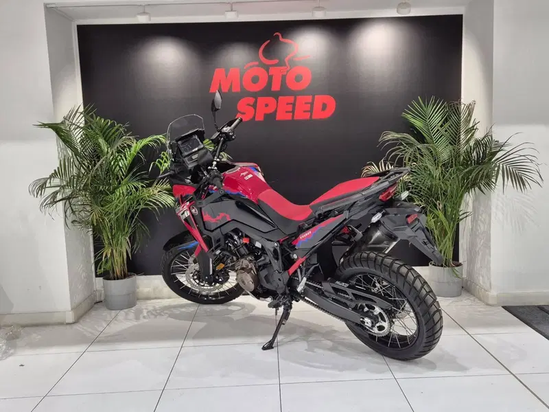 Honda Africa Twin CRF 1100L ES DCT (2024 - 26) (4)