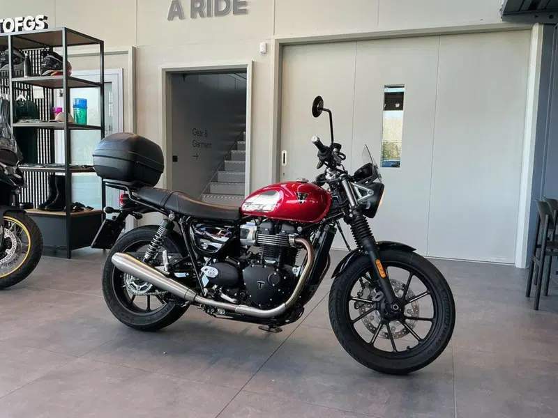 Triumph Speed Twin 900 (2023 - 24) (2)