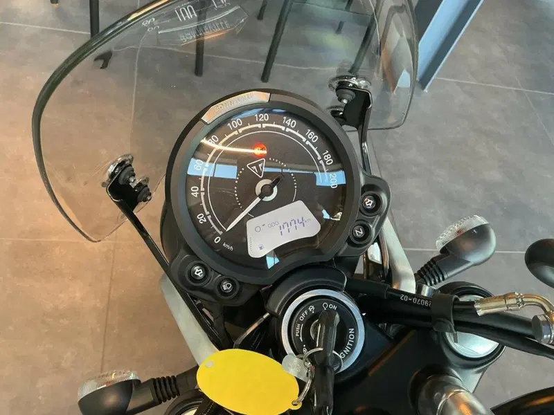 Triumph Speed Twin 900 (2023 - 24) (10)