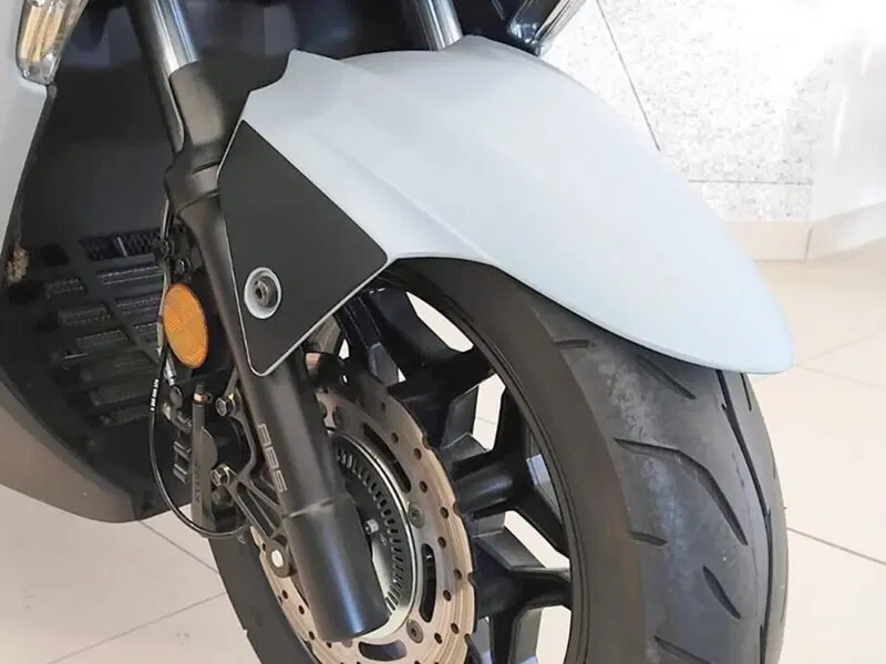 Kymco X-Town 300i (2021 - 24) (2)