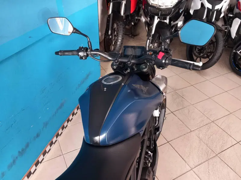 Honda CB 125 R (2021 - 23) (16)