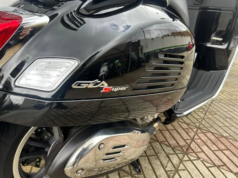 Vespa GTS 300 Super (2023 - 24) (5)