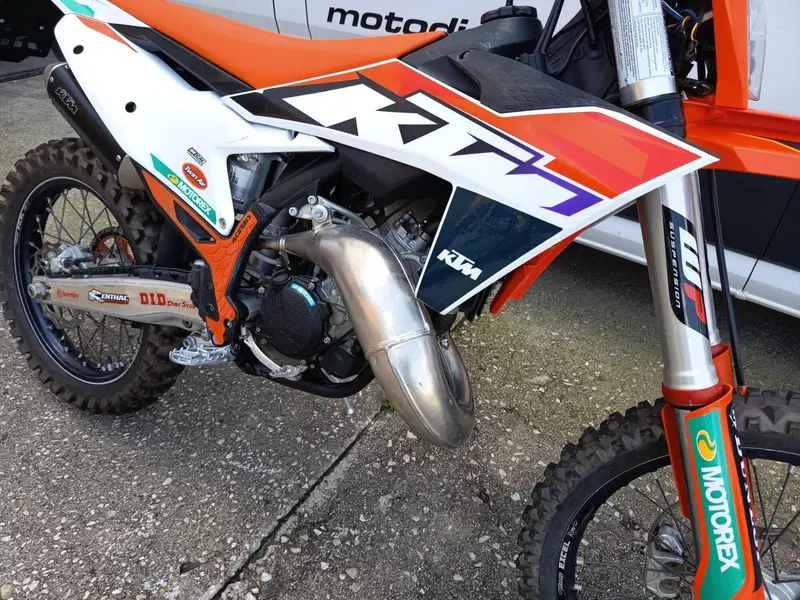 KTM 125 SX (2023) (8)