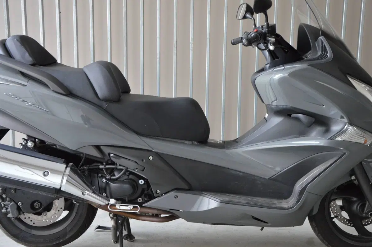 Honda Silver Wing 400 (2006 - 09) (2)